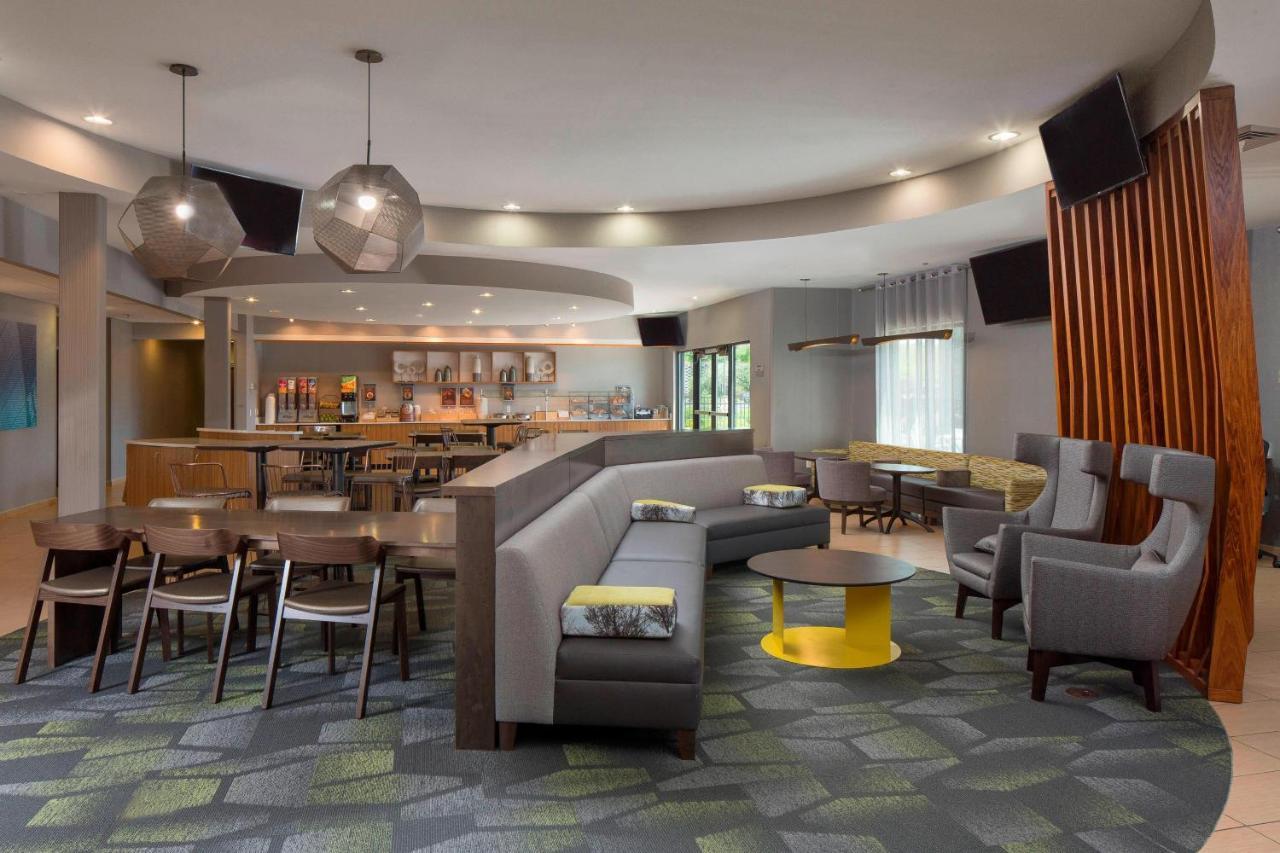 Springhill Suites St. Louis Airport/Earth City Bridgeton Zewnętrze zdjęcie